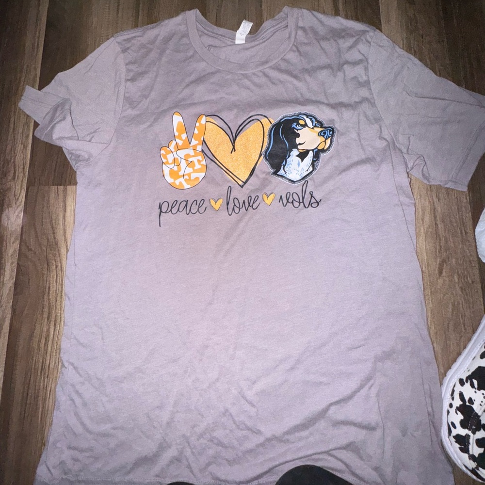 Peace love and vols